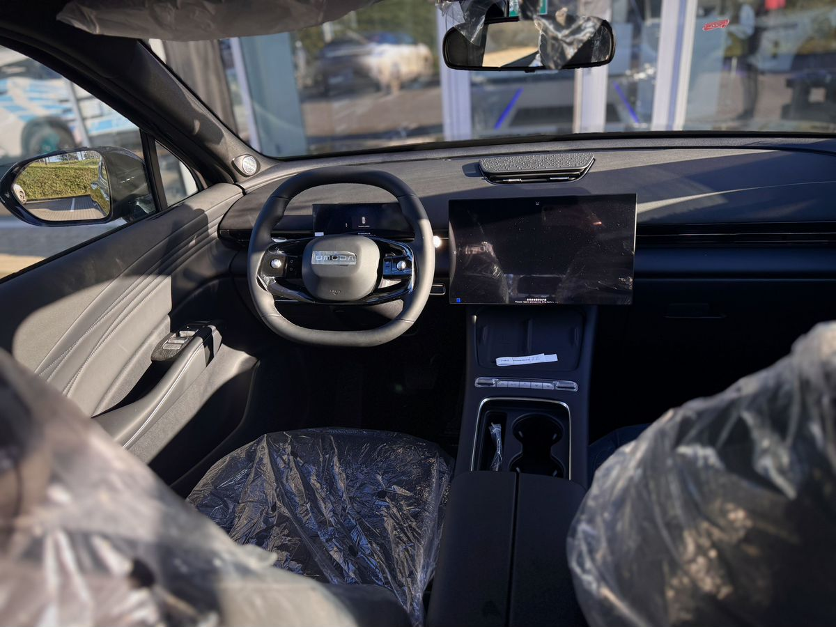 OMODA C7 I, Черный, 2399000 рублей, вид 18