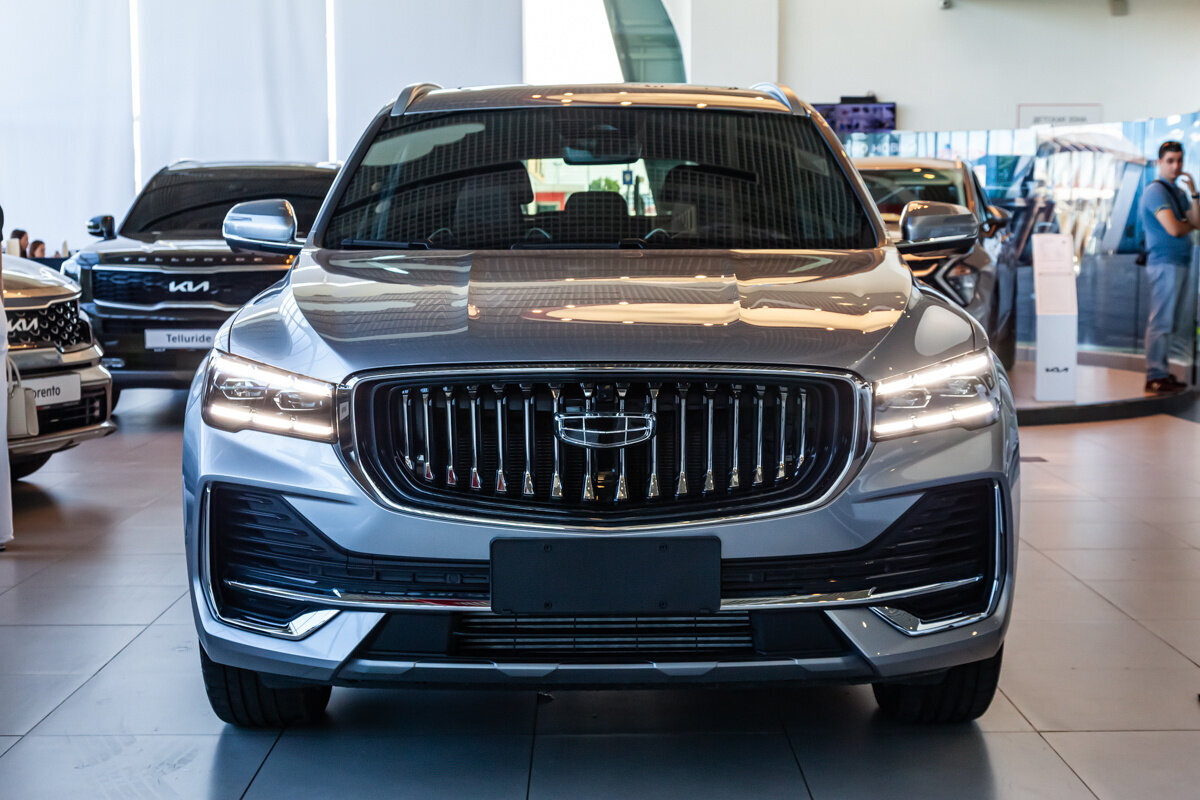 Geely Monjaro I, Basalt Grey / Серый металлик, 3834990 рублей, вид 3