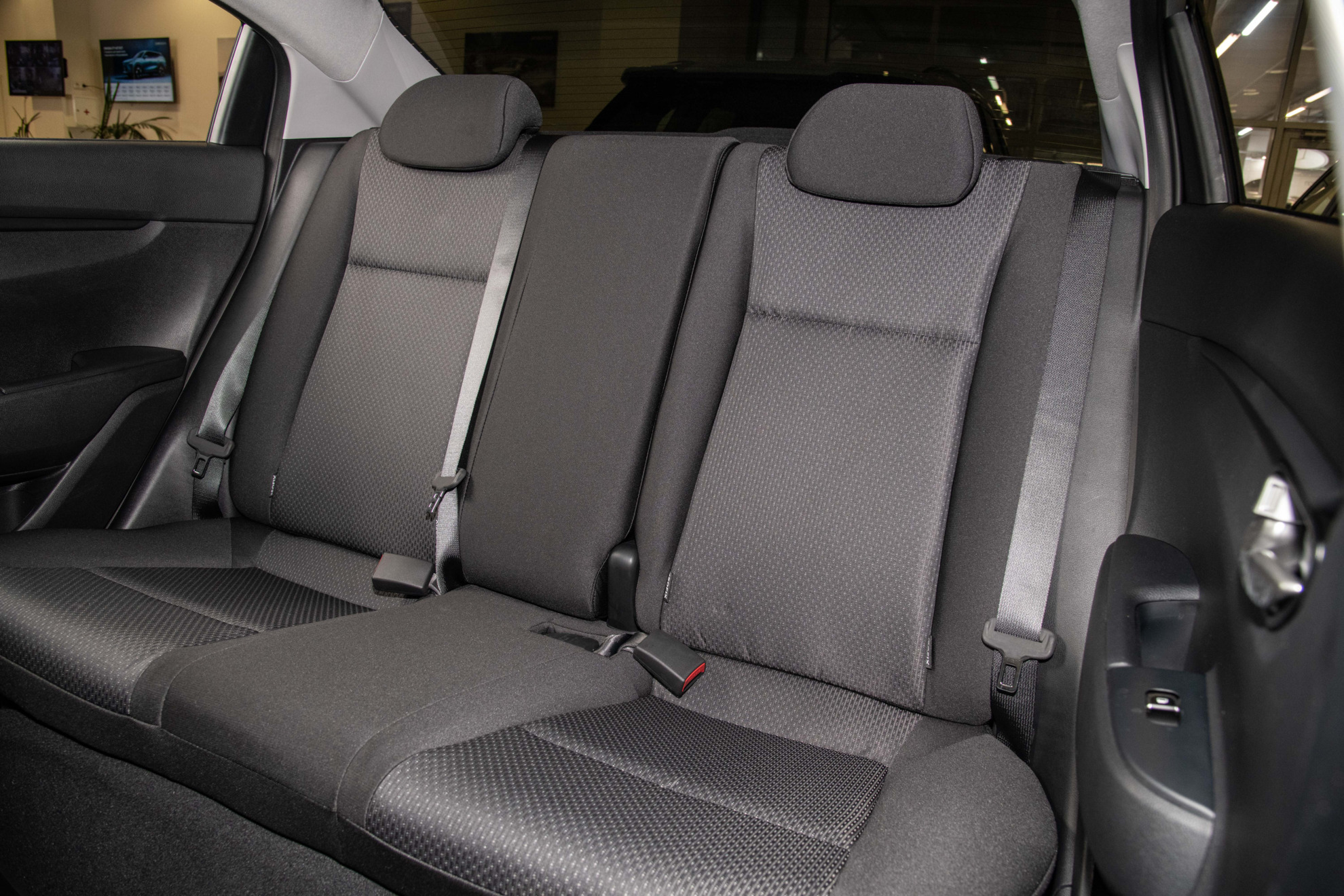 Solaris KRS I, Sleek Silver, 2155000 рублей, вид 10