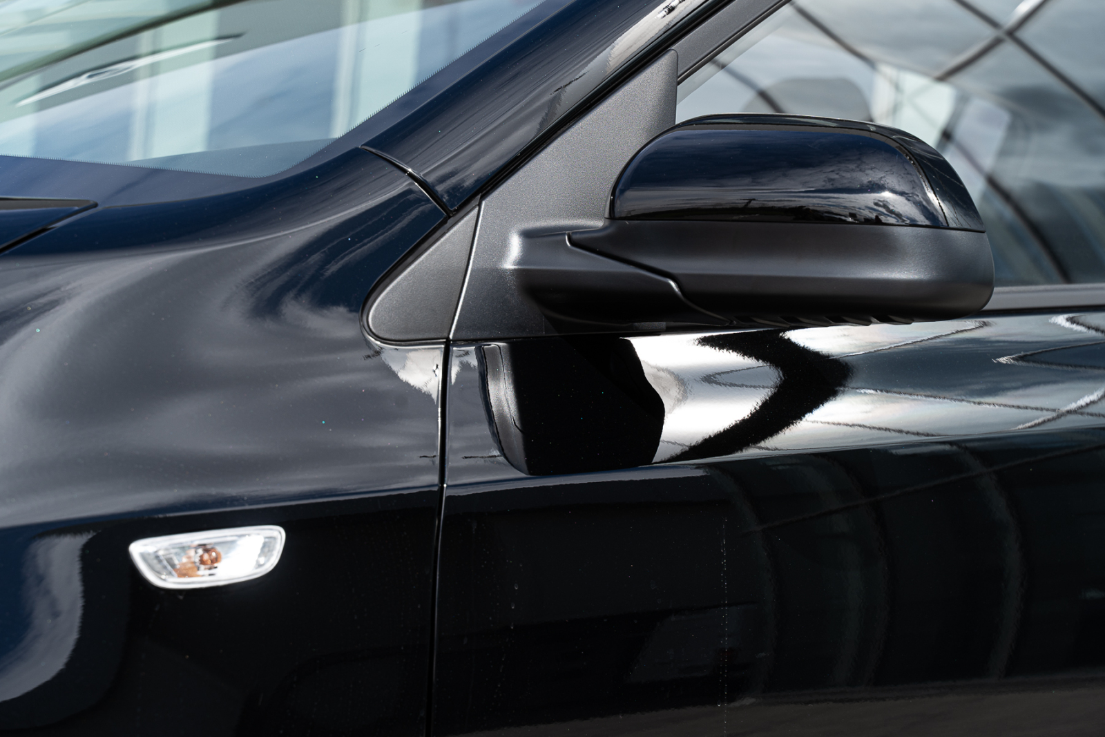 Solaris KRX I, Phantom Black, 1915000 рублей, вид 9