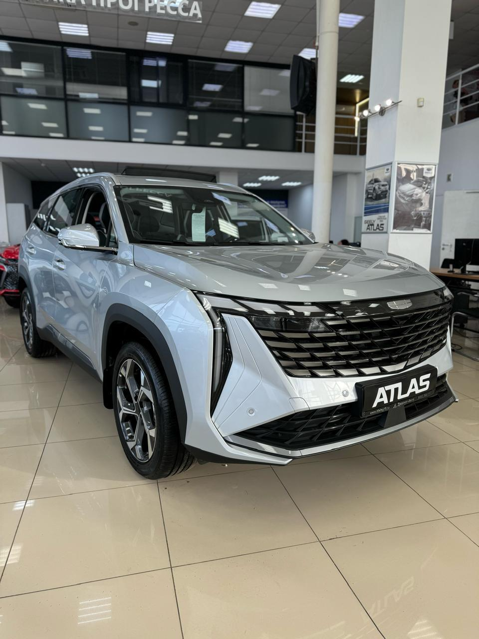 Geely Atlas II, Orion Silver / Серебристый металлик, 2948990 рублей, вид 8