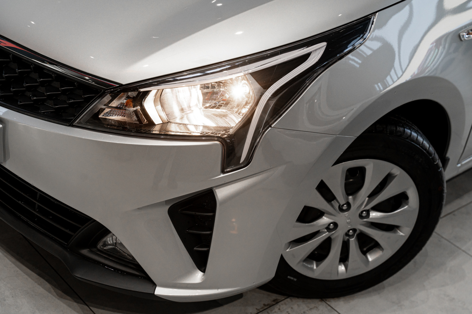 Solaris KRS I, Sleek Silver, 1850000 рублей, вид 13