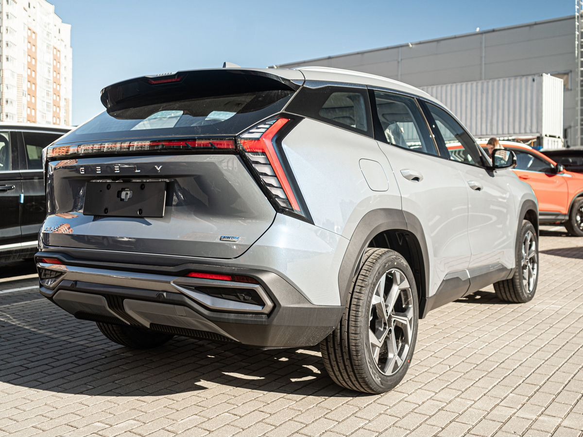 Geely Atlas II, Orion Silver / Серебристый металлик, 3255990 рублей, вид 7