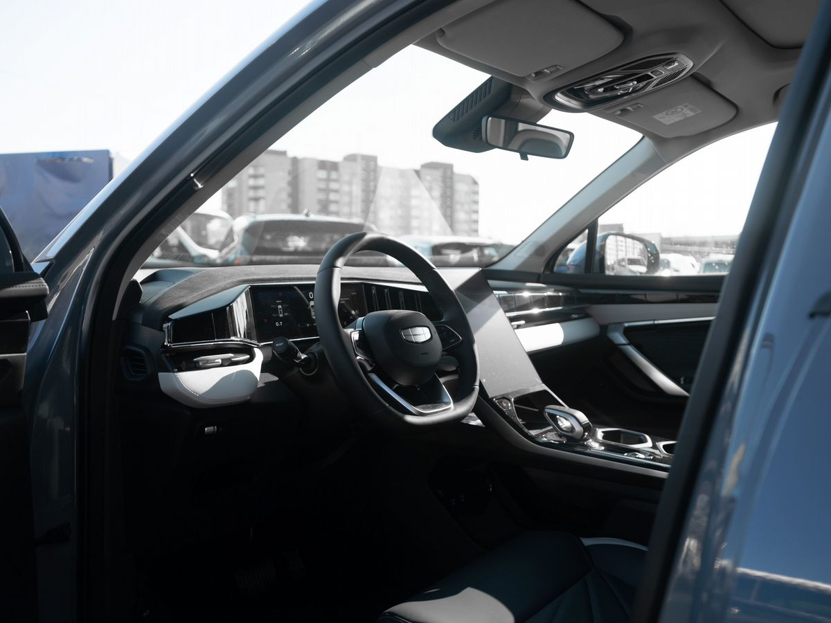 Geely Atlas II, Orion Silver / Серебристый металлик, 3255990 рублей, вид 11
