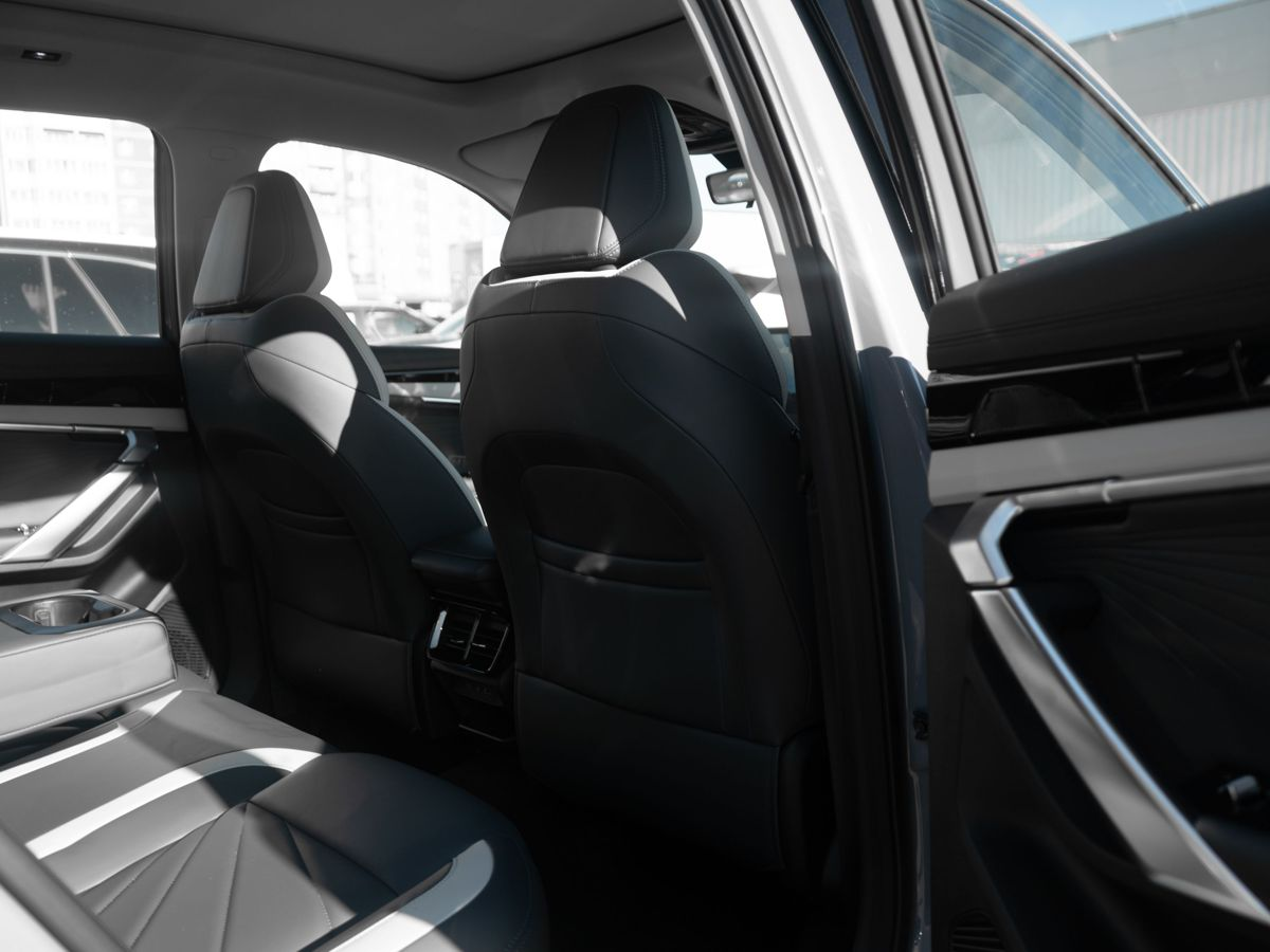 Geely Atlas II, Orion Silver / Серебристый металлик, 3255990 рублей, вид 19