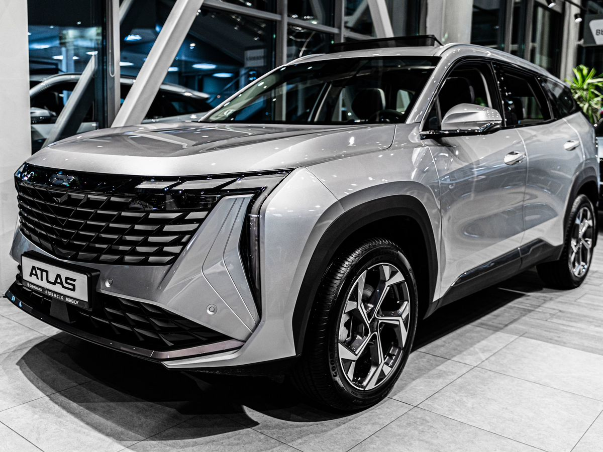 Geely Atlas II, Orion Silver / Серебристый металлик, 3284990 рублей, вид 3