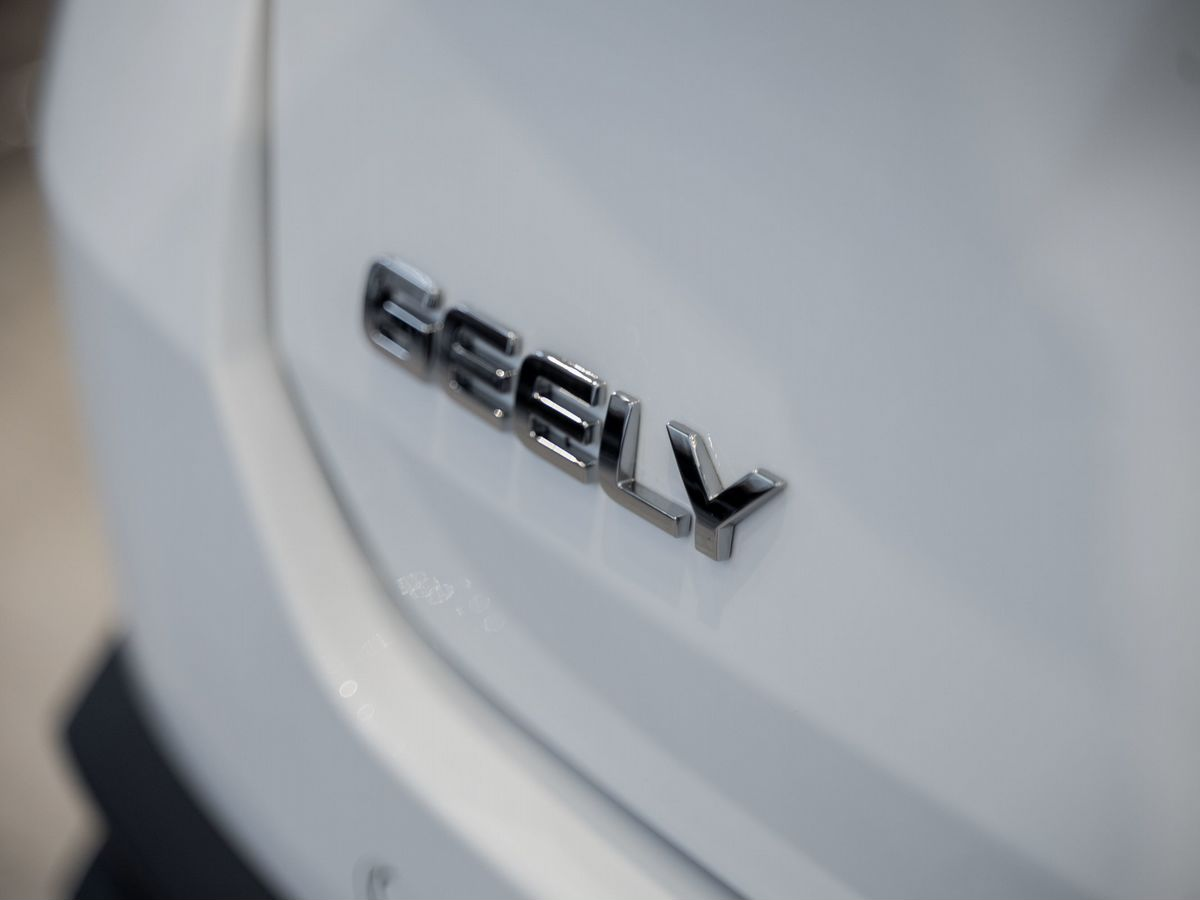 Geely Okavango I Рестайлинг, Crystal White / Белый, 2962990 рублей, вид 12