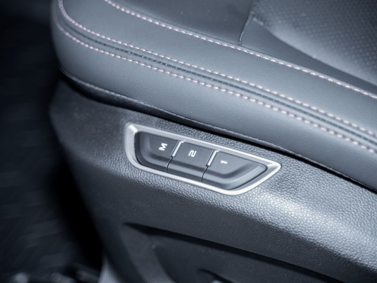 Geely Okavango I Рестайлинг, Crystal White / Белый, 2962990 рублей, вид 16