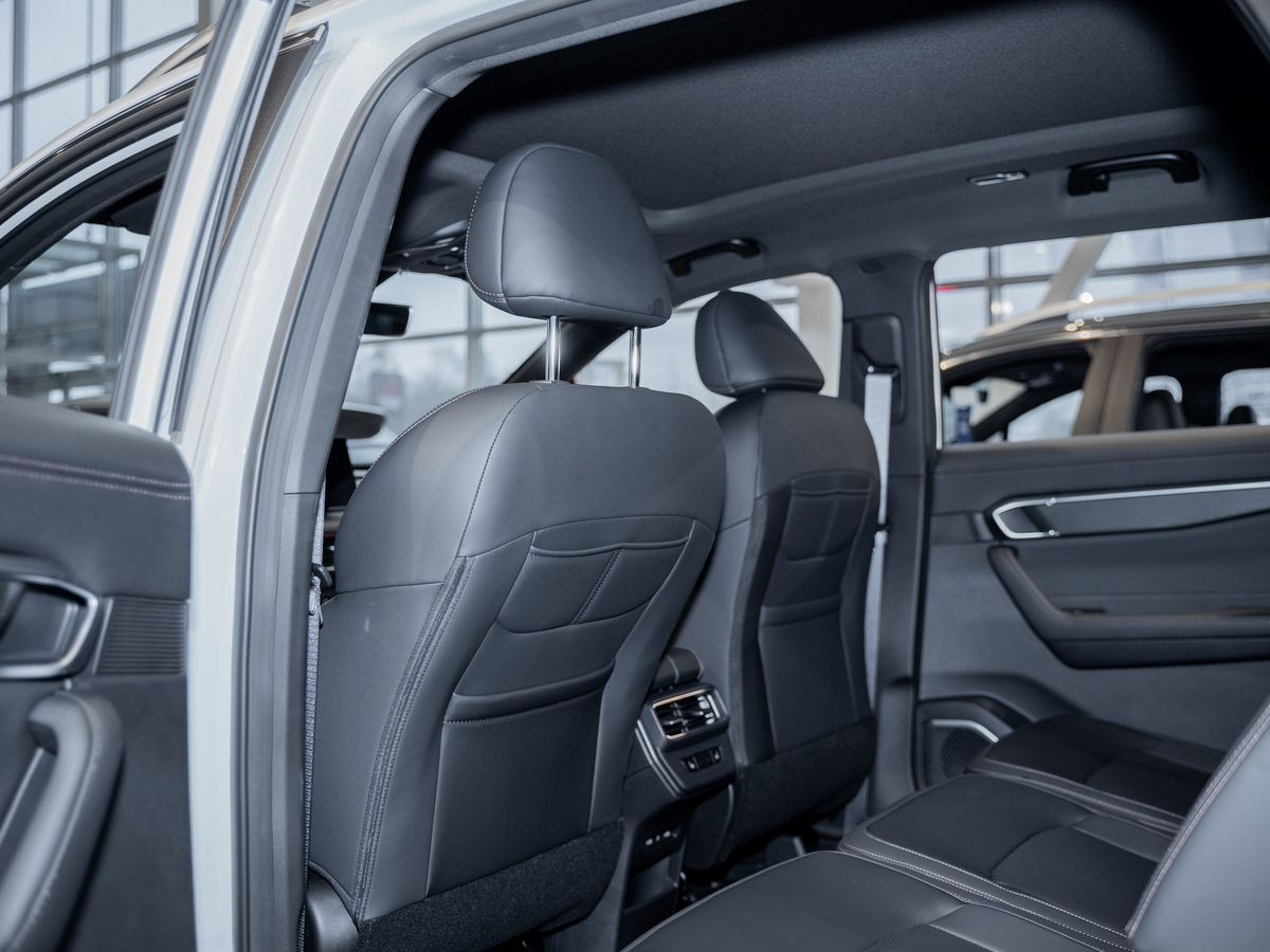 Geely Okavango I Рестайлинг, Crystal White / Белый, 2962990 рублей, вид 19