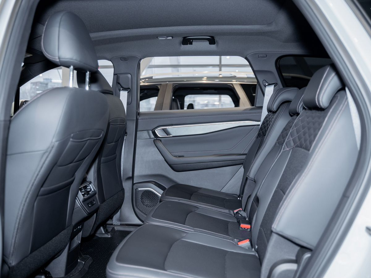 Geely Okavango I Рестайлинг, Crystal White / Белый, 2962990 рублей, вид 20
