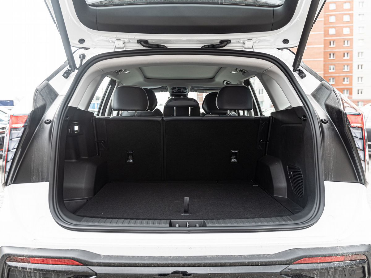 Geely Atlas II, Moonlight White / Белый, 3284990 рублей, вид 10