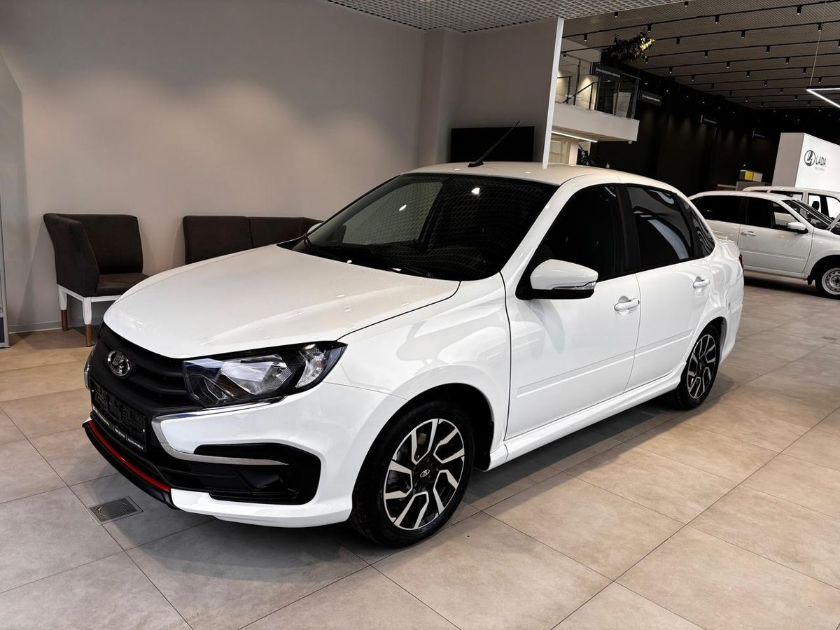 LADA Granta Sport седан I Рестайлинг, Белый "Ледниковый", 1387000 рублей, вид 2