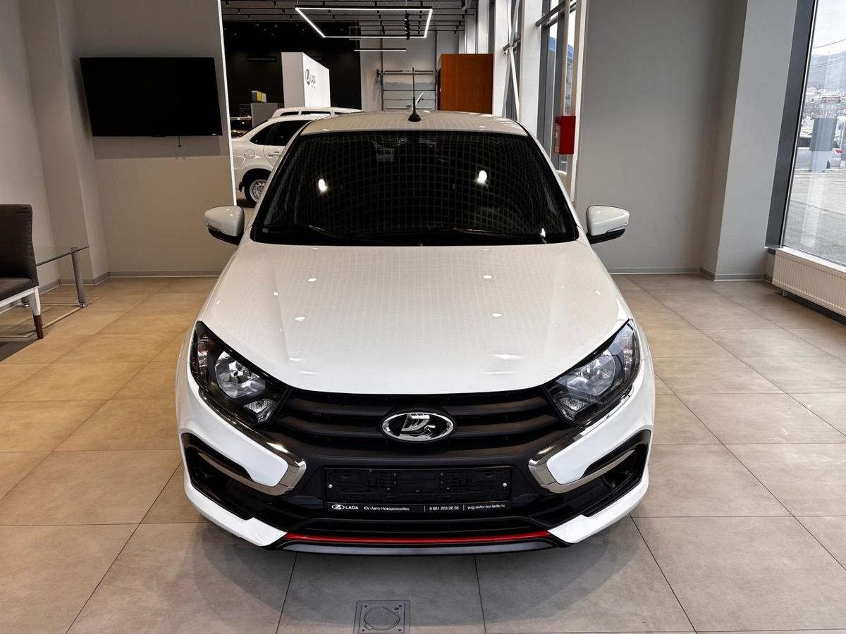LADA Granta Sportline лифтбек I Рестайлинг, Белый "Ледниковый", 1268629 рублей, вид 2