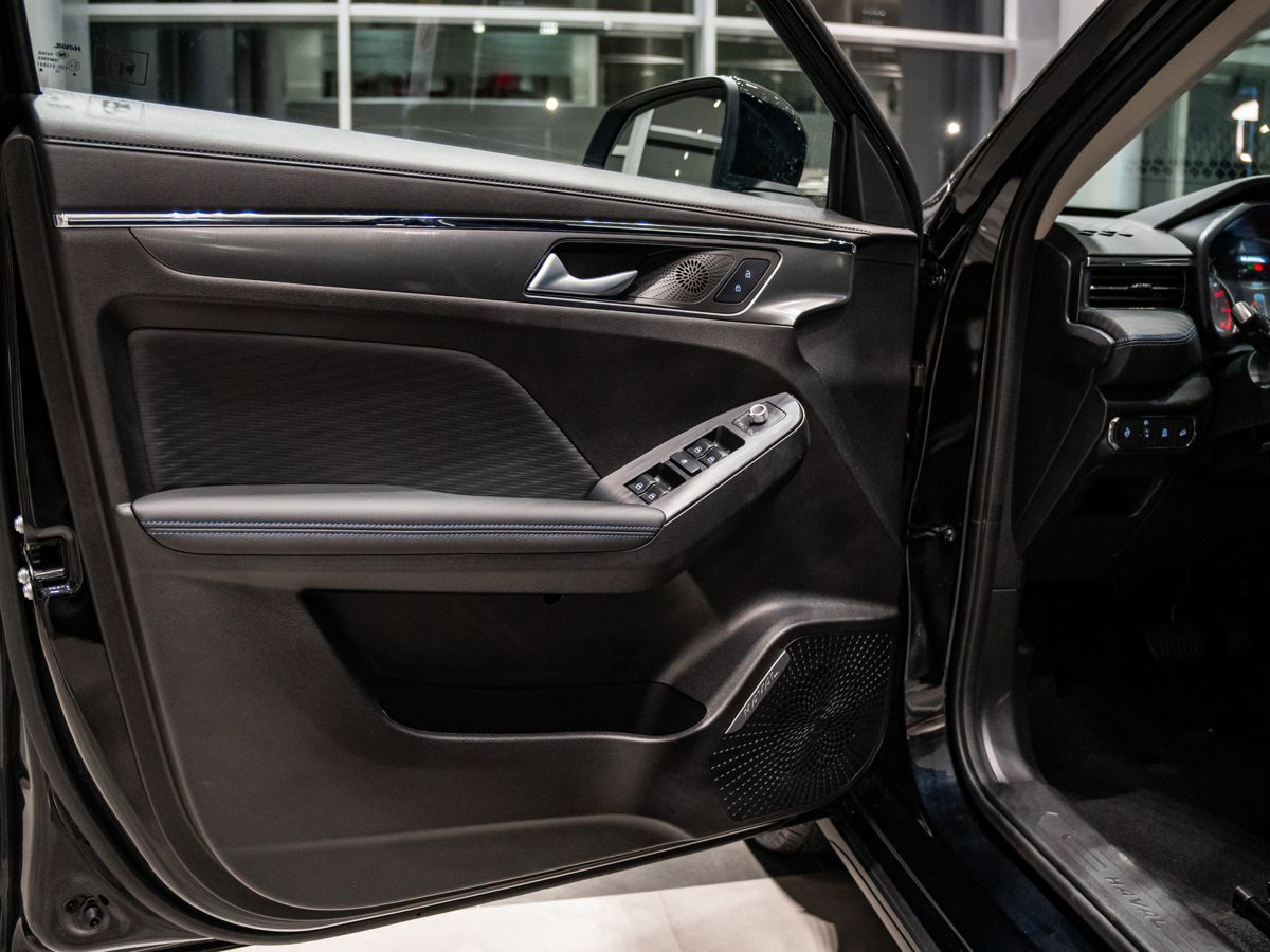 Haval Jolion I Рестайлинг, Галактический Черный, 2547000 рублей, вид 16