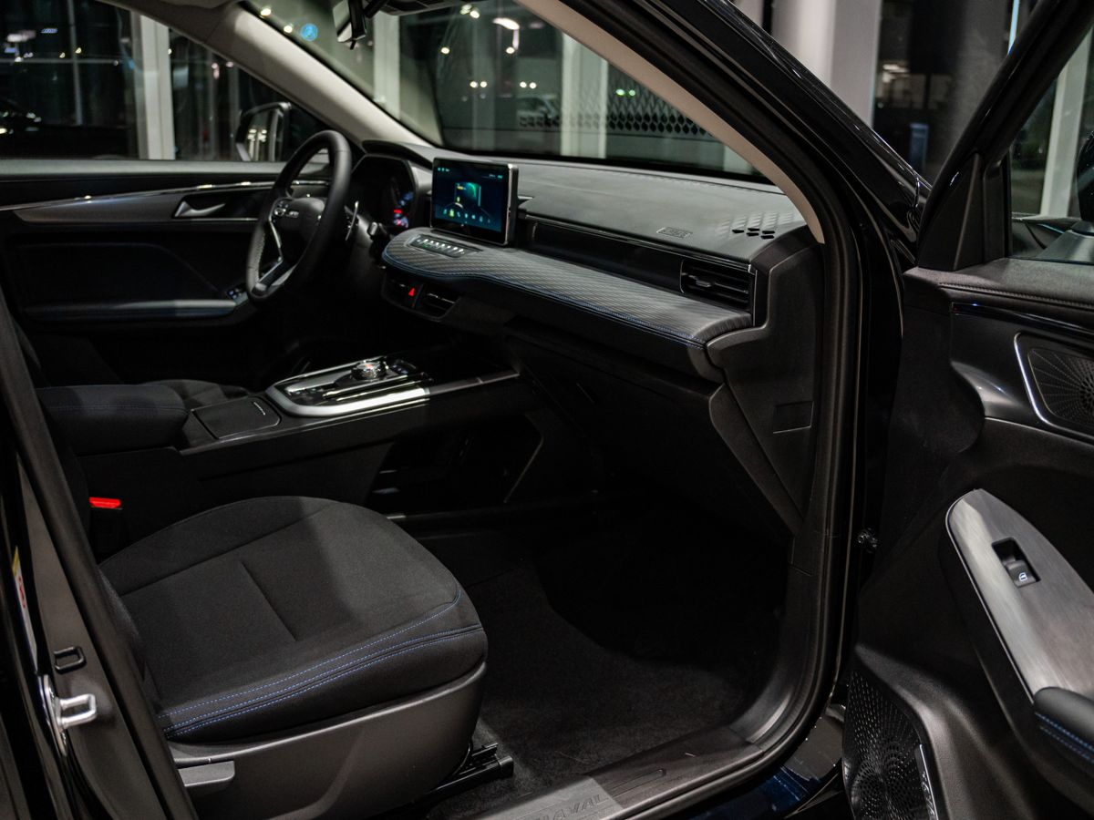 Haval Jolion I Рестайлинг, Галактический Черный, 2547000 рублей, вид 20