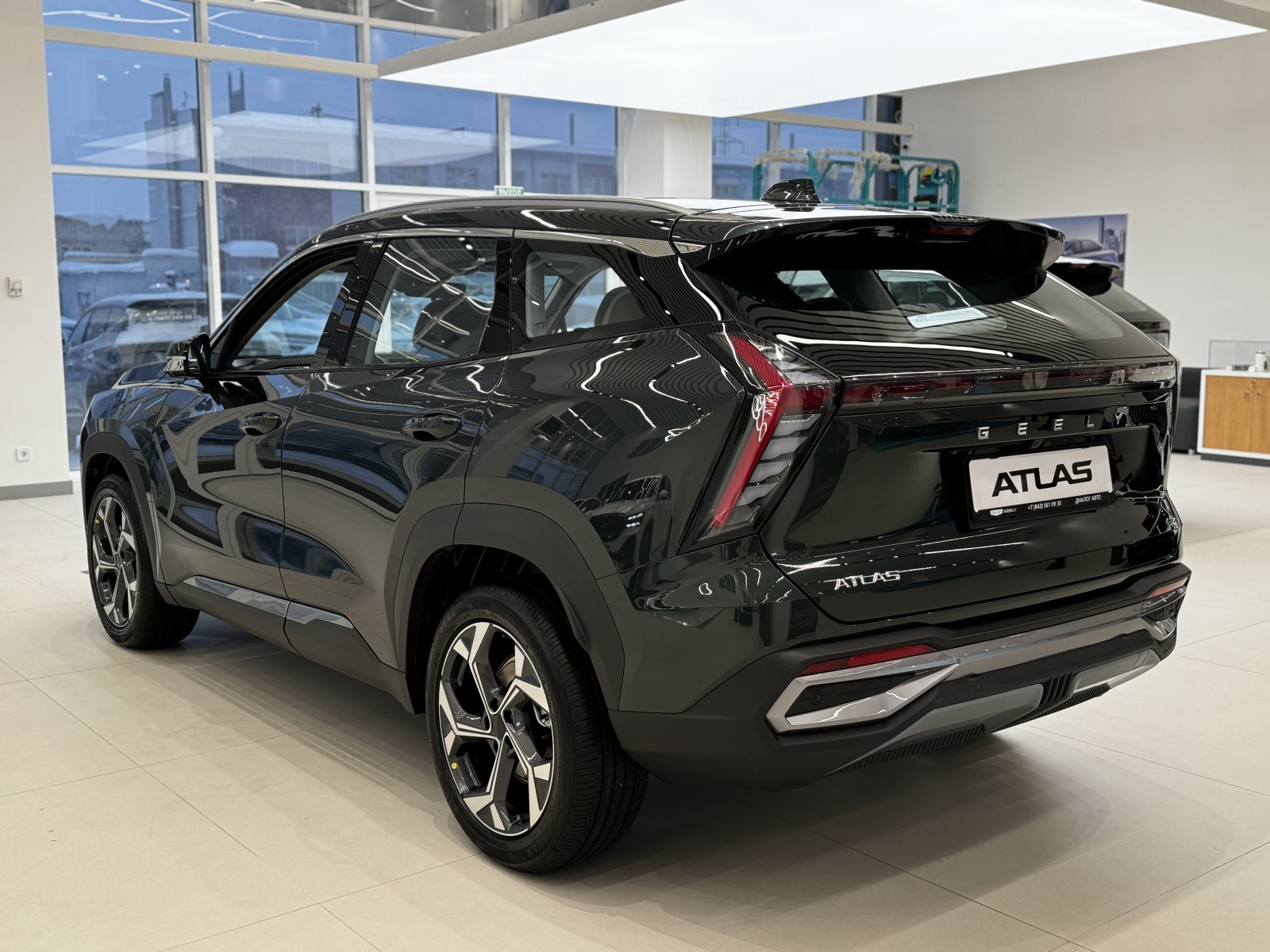 Geely Atlas II, Unbounded Black / Черный металлик, 3590990 рублей, вид 6