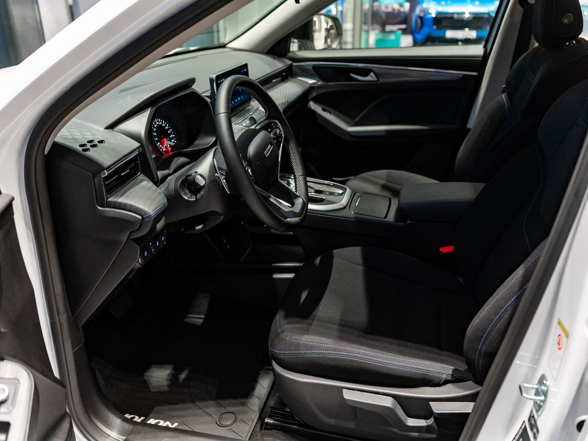 Haval Jolion I Рестайлинг, Благородный Агат, 2547000 рублей, вид 17