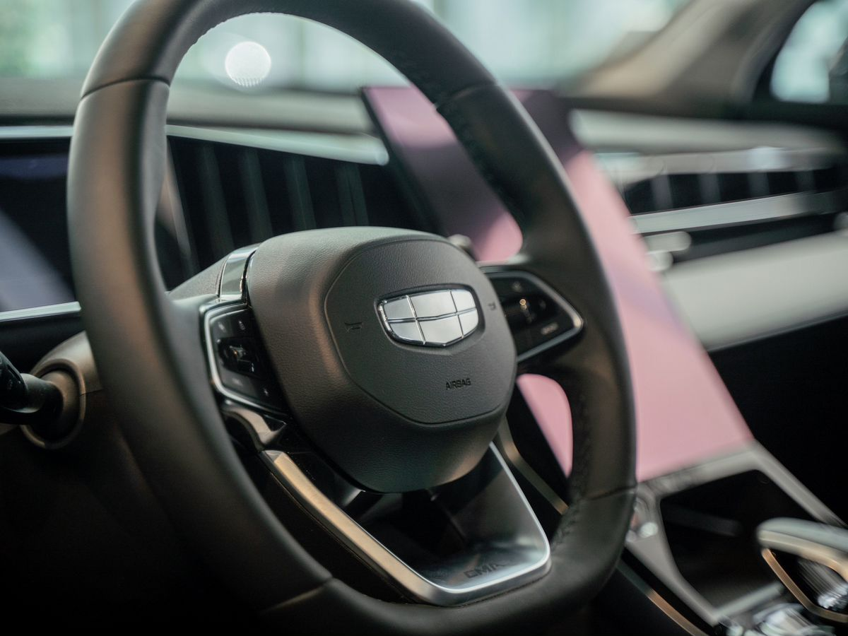Geely Atlas II, Racing Green / Зеленый металлик, 2559990 рублей, вид 10