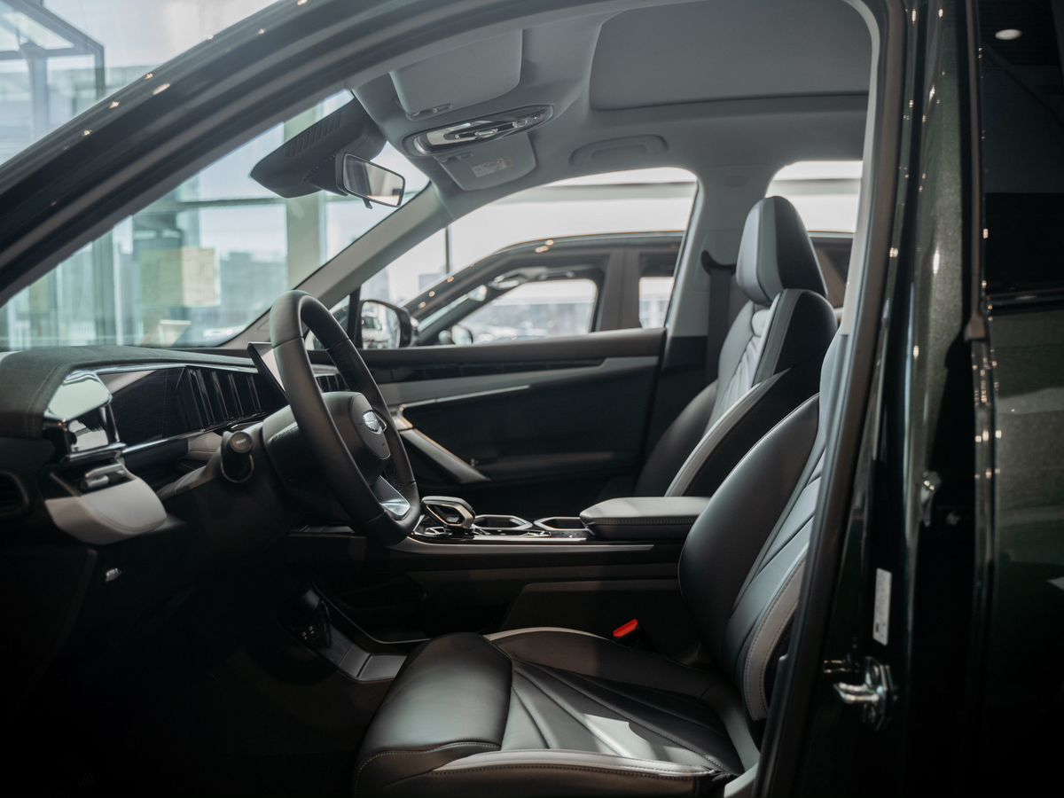 Geely Atlas II, Racing Green / Зеленый металлик, 2559990 рублей, вид 12