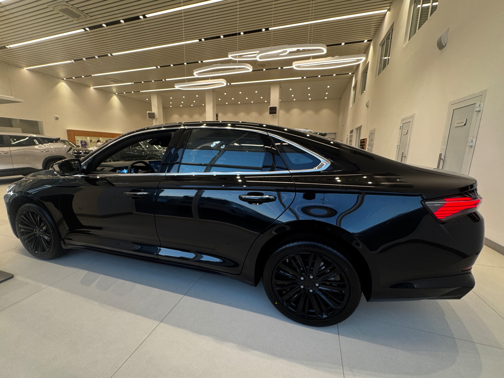 Geely Preface I, Jet Black / Черный металлик, 2979990 рублей, вид 3
