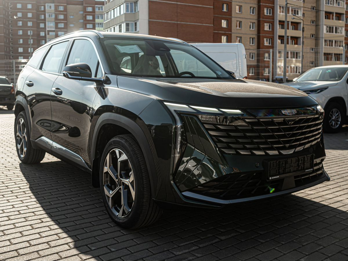 Geely Atlas II, Racing Green / Зеленый металлик, 3614990 рублей, вид 4