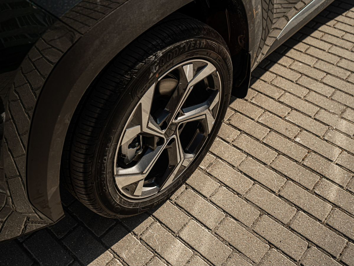 Geely Atlas II, Racing Green / Зеленый металлик, 3614990 рублей, вид 6