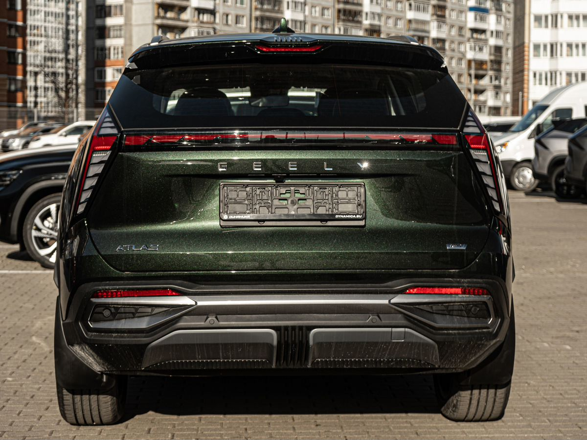 Geely Atlas II, Racing Green / Зеленый металлик, 3614990 рублей, вид 9