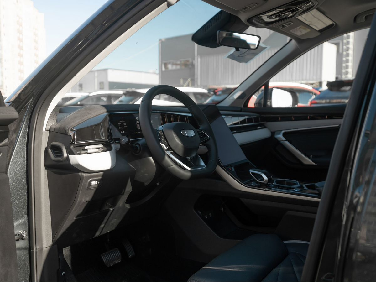 Geely Atlas II, Racing Green / Зеленый металлик, 3614990 рублей, вид 14