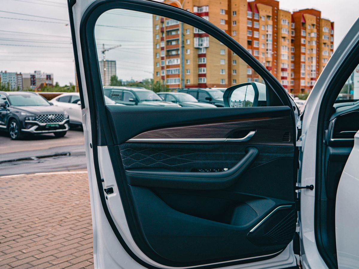 Geely Monjaro I, Oyster White / Белый металлик, 3220990 рублей, вид 10