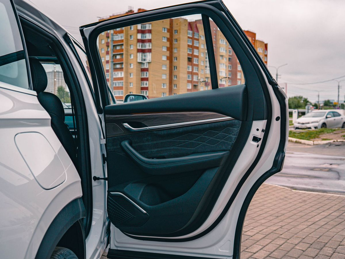 Geely Monjaro I, Oyster White / Белый металлик, 3220990 рублей, вид 17