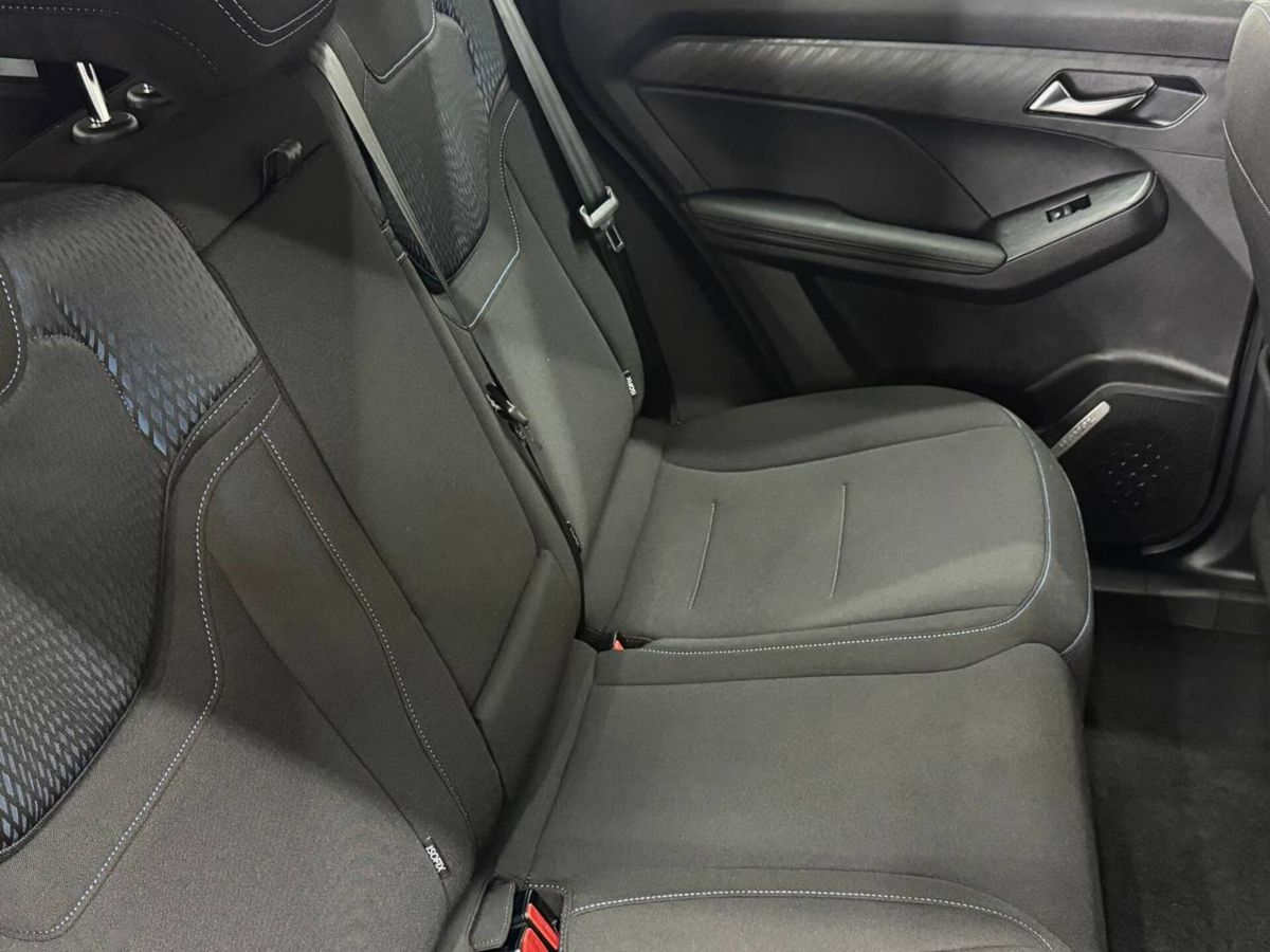 Haval Jolion I Рестайлинг, Галактический Черный, 2099000 рублей, вид 16