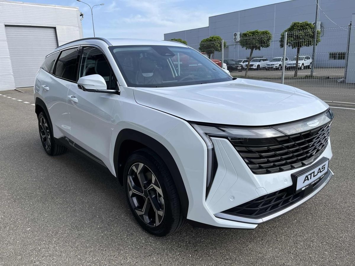 Geely Atlas II, Moonlight White / Белый, 2749990 рублей, вид 2