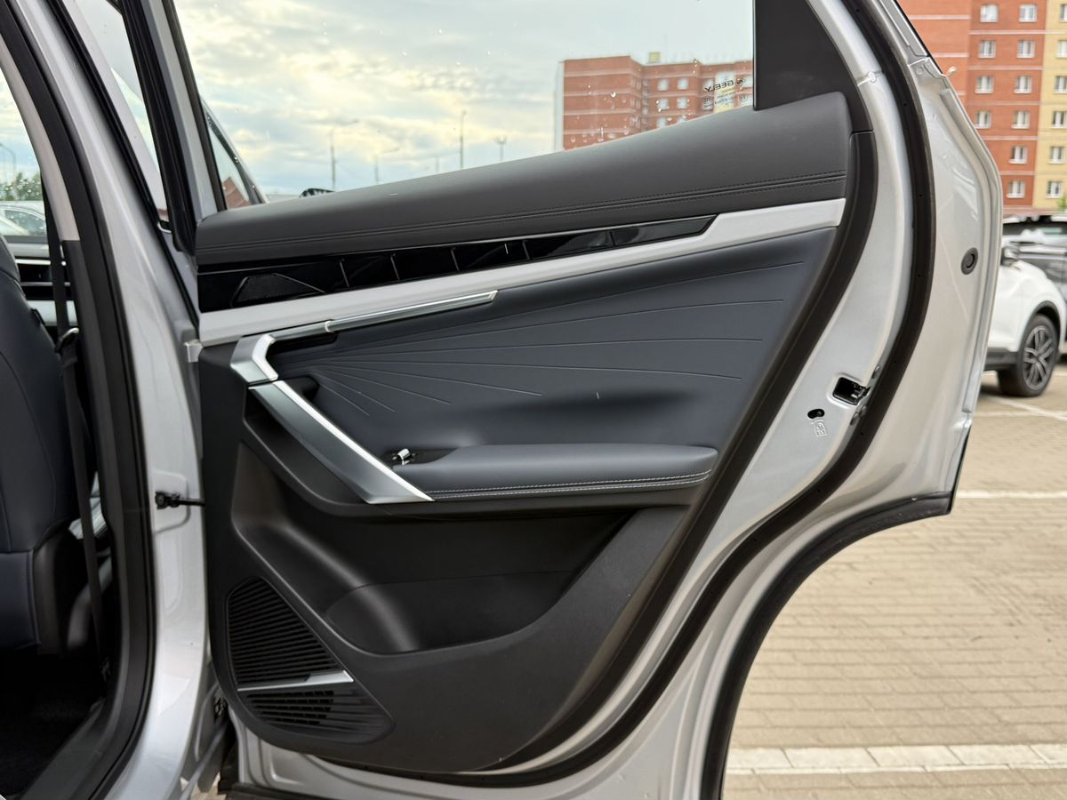 Geely Atlas II, Orion Silver / Серебристый металлик, 2559990 рублей, вид 13