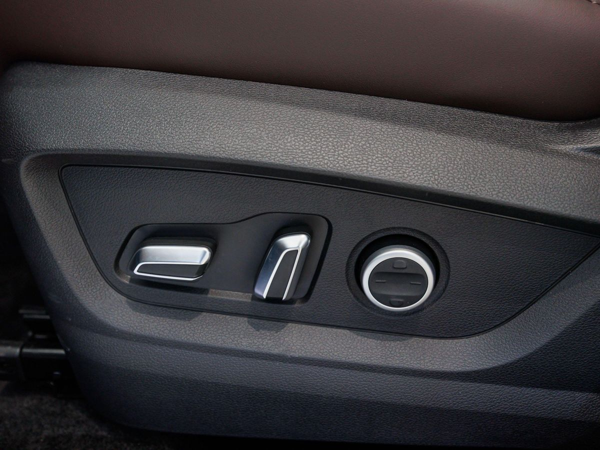 TENET T7 I, Морской синий, 2035000 рублей, вид 8