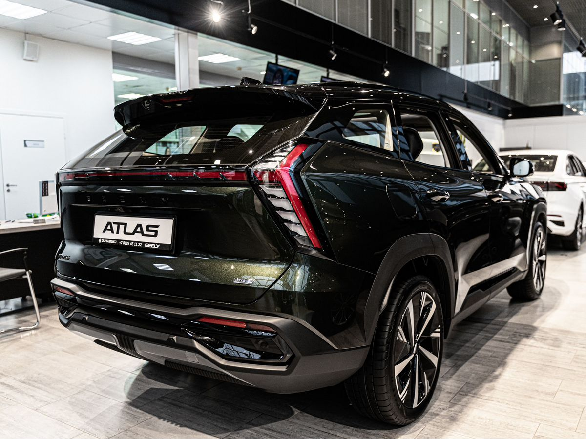 Geely Atlas II, Racing Green / Зеленый металлик, 3047190 рублей, вид 7