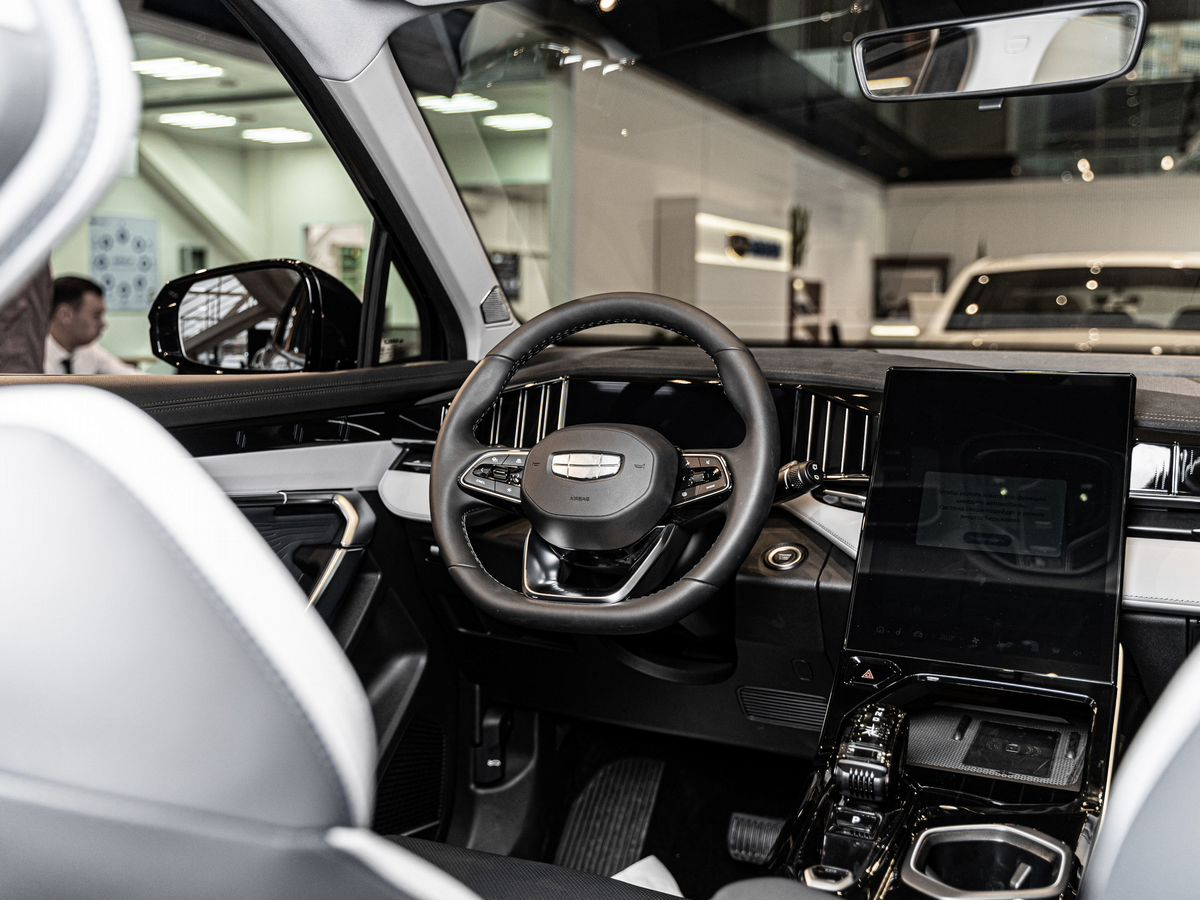 Geely Atlas II, Racing Green / Зеленый металлик, 3047190 рублей, вид 11