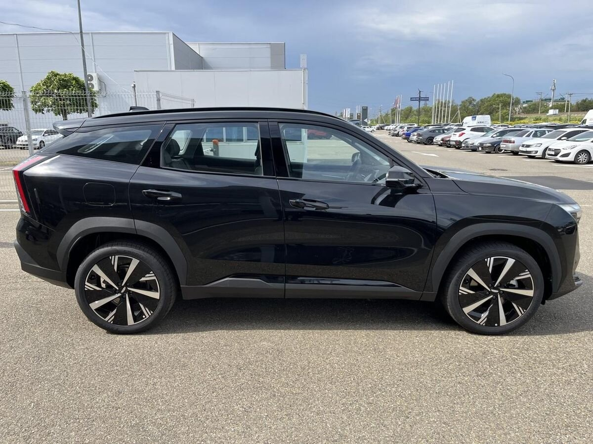 Geely Atlas II, Unbounded Black / Черный металлик, 2749990 рублей, вид 5