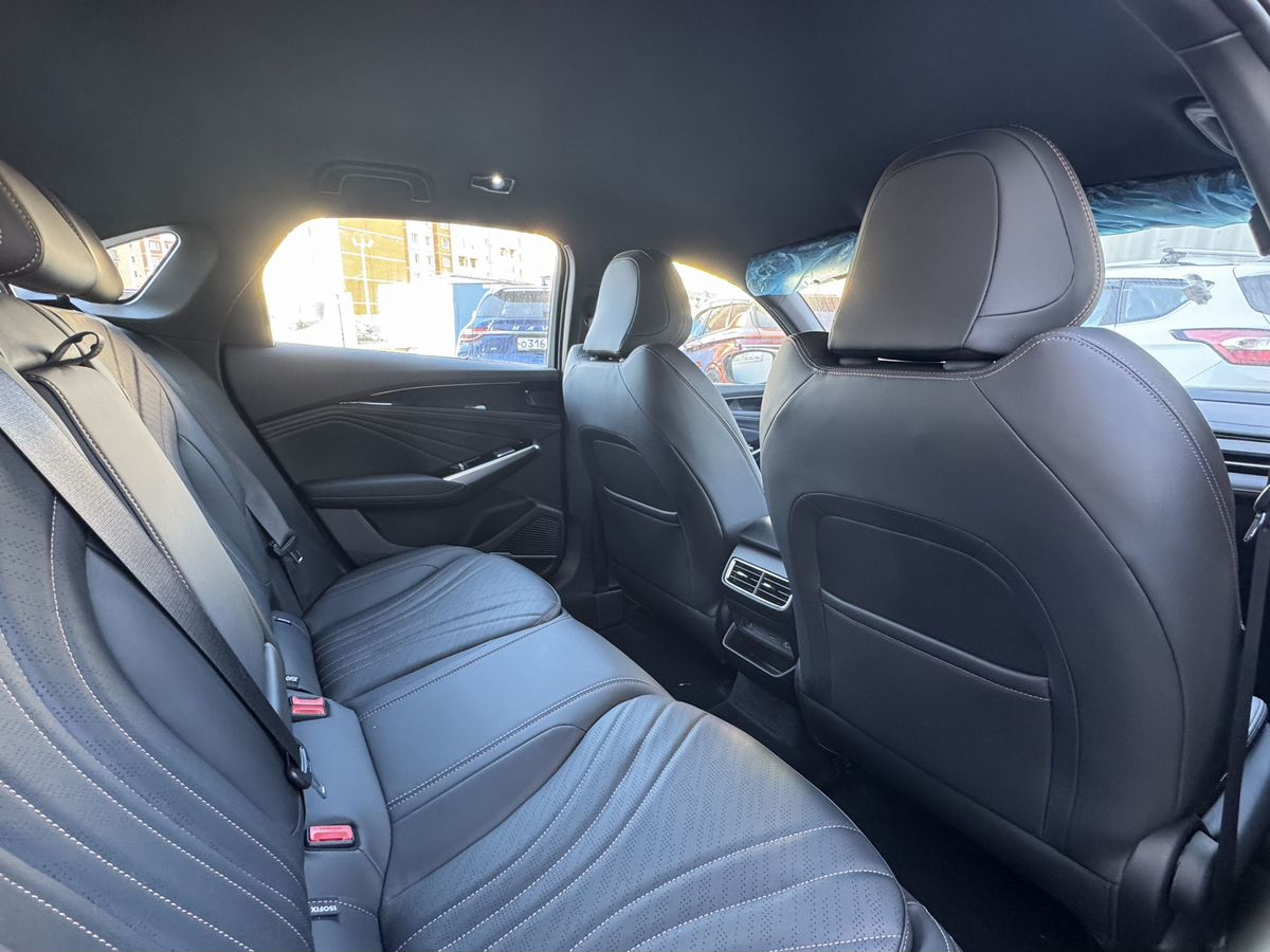 Geely Preface I, Diamond Purple / Серо-фиолетовый металлик, 3347990 рублей, вид 13