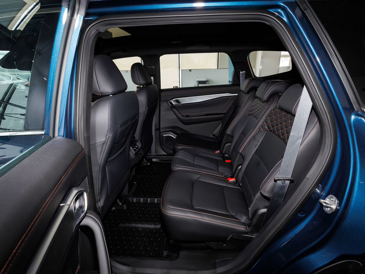 Geely Okavango I Рестайлинг, Indigo Blue / Синий металлик, 3234990 рублей, вид 11