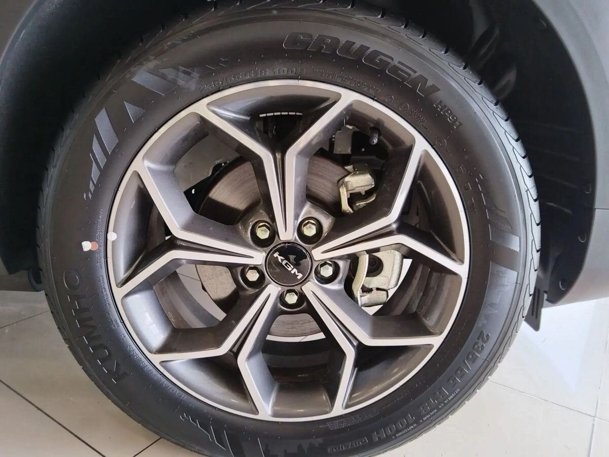 KGM Korando I, Классический белый, 3390000 рублей, вид 13