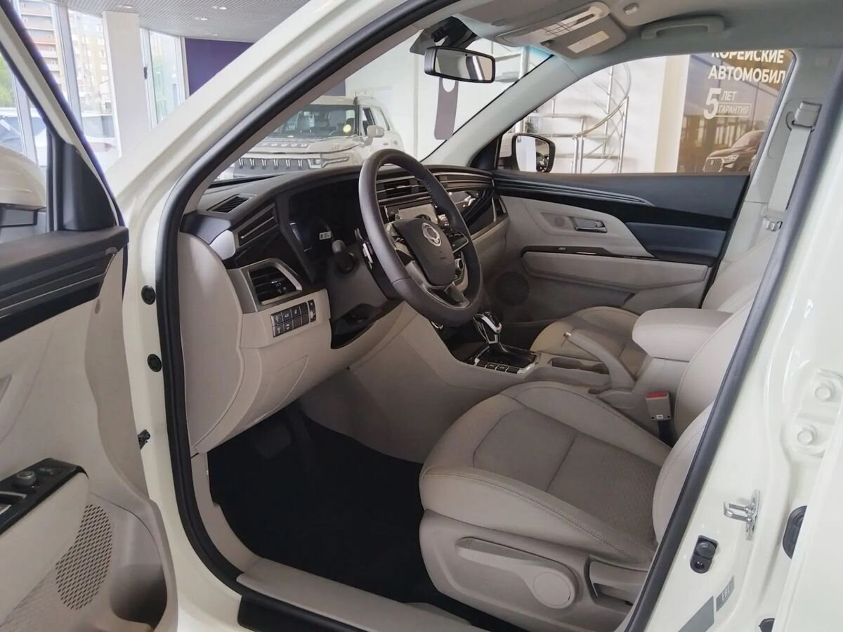 KGM Korando I, Классический белый, 3390000 рублей, вид 16