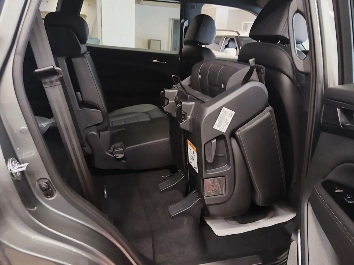 KGM Rexton I, Темный серый, 4590000 рублей, вид 10