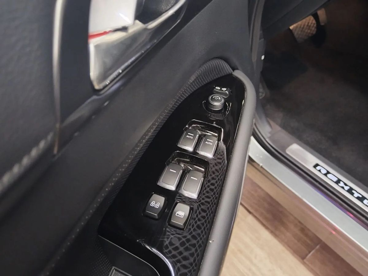 KGM Rexton I, Темный серый, 4590000 рублей, вид 11