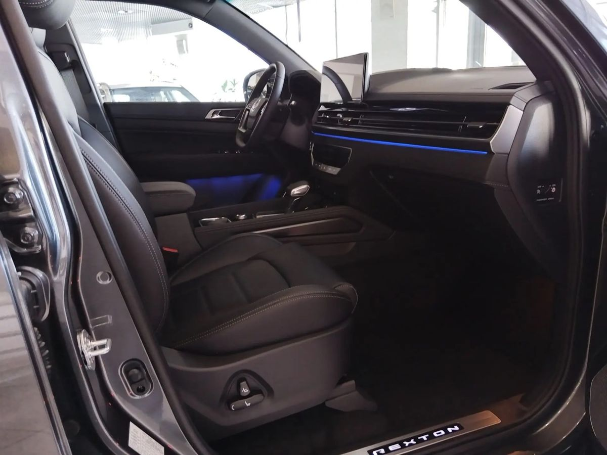 KGM Rexton I, Темный серый, 4995000 рублей, вид 18