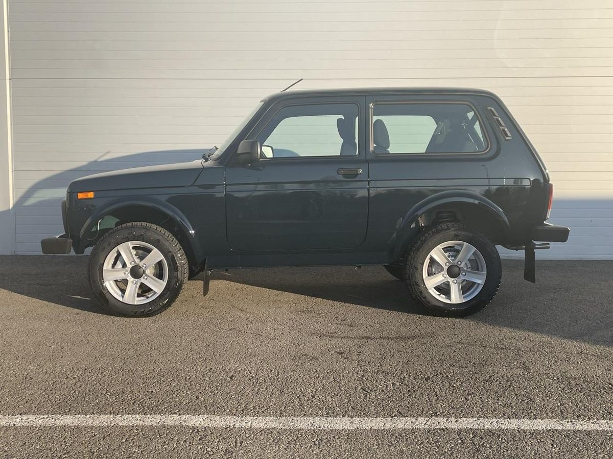 LADA Niva Legend I, Темно-зеленый "Несси 2", 931423 рублей, вид 4