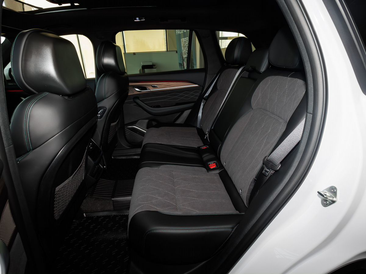 Geely Monjaro I, Oyster White / Белый металлик, 4384990 рублей, вид 10