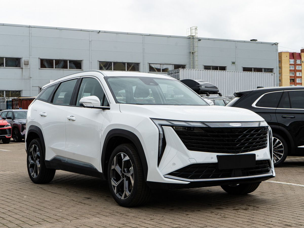 Geely Atlas II, Moonlight White / Белый, 2559990 рублей, вид 2