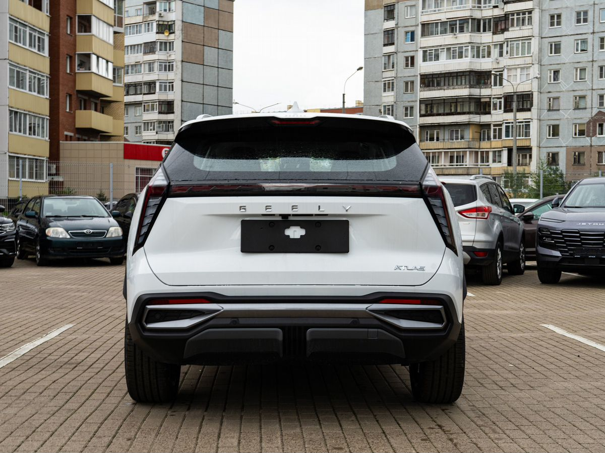 Geely Atlas II, Moonlight White / Белый, 2559990 рублей, вид 6