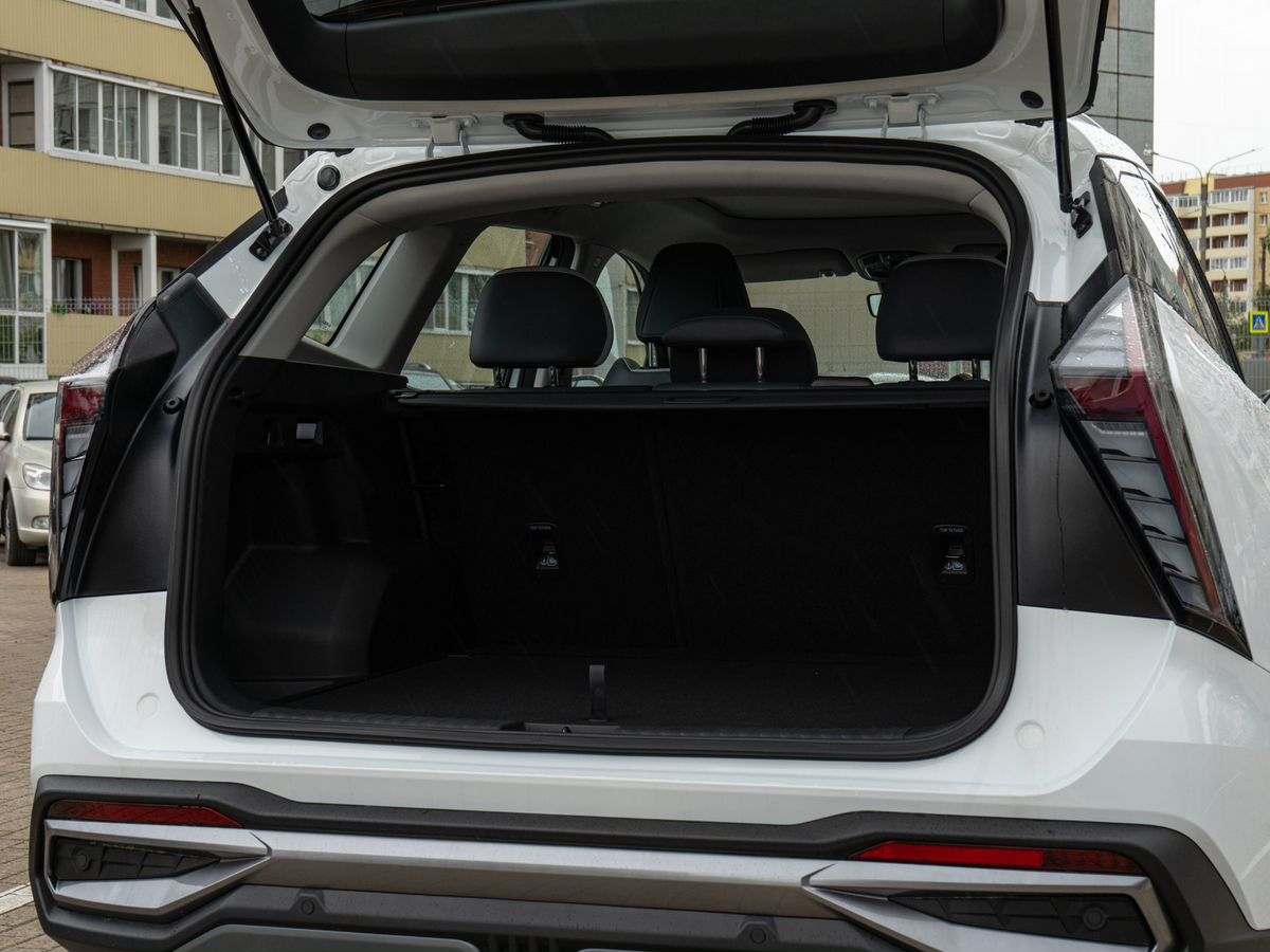 Geely Atlas II, Moonlight White / Белый, 2559990 рублей, вид 8