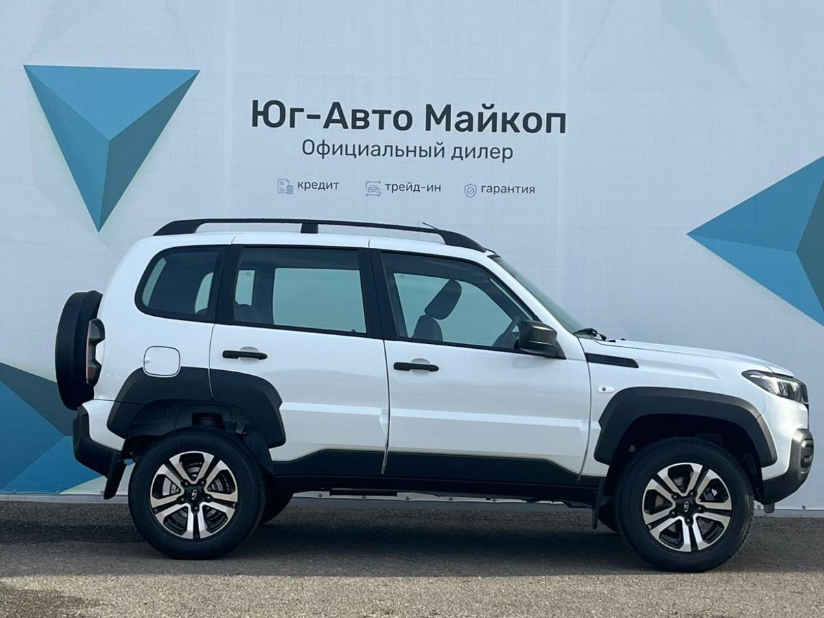 LADA Niva Travel I Рестайлинг, Белый "Ледниковый", 1367000 рублей, вид 7